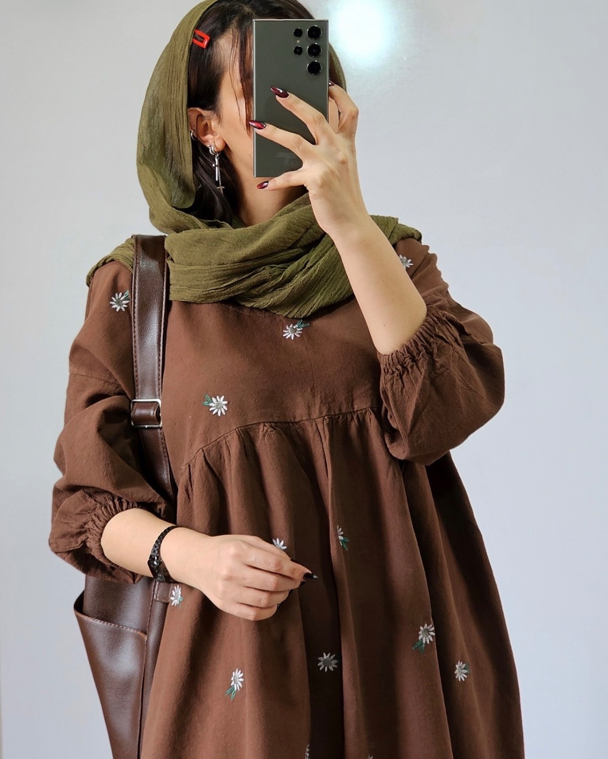 ساحلی بابونه زنانه جنس لنینت گلدوزی شده 🩷